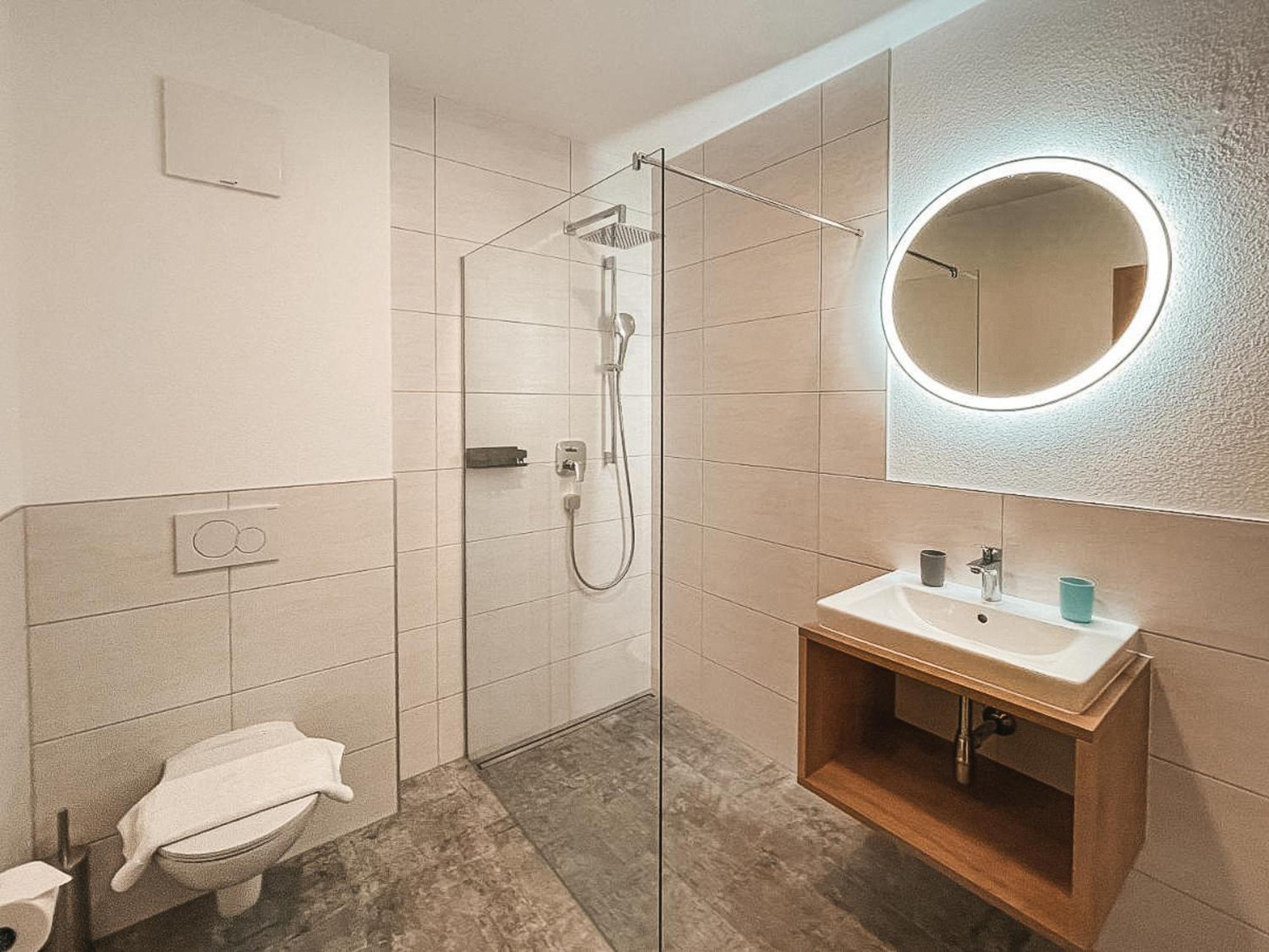 Isanora - Garden & Private Whirlpool By Alpenluxus Appartements Fügen Esterno foto
